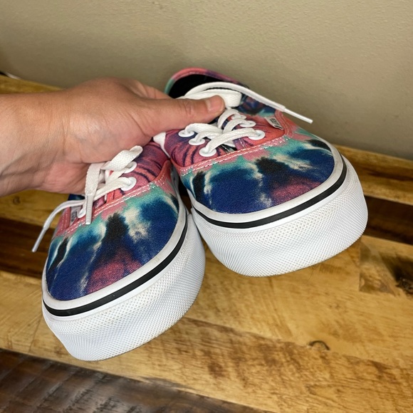 Vans Pink & Blue Tie Dye Authentic Multi & True White Women’s Canvas Shoes US 7 - Picture 6 of 11